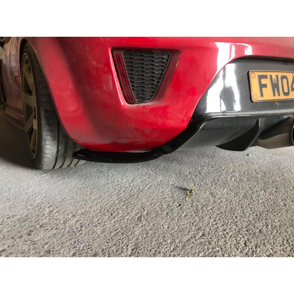 Leon FR Fibreglass Rear Spats