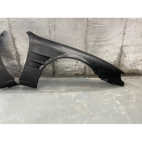 NISSAN S14 FIBREGLASS VENTED FRONT WINGS
