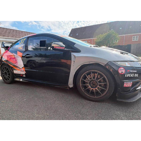 Honda Civic FN2  Doors