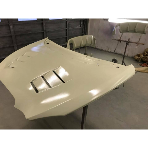 Leon Fibreglass FX1 Vented Bonnet